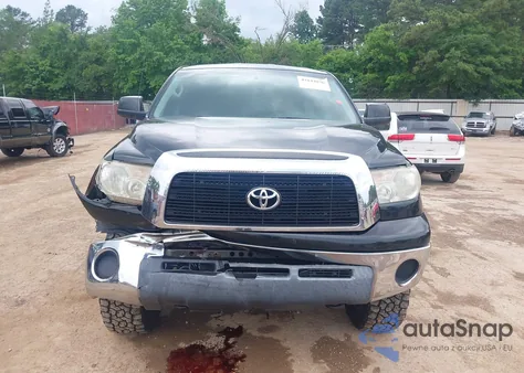 2008 Toyota Tundra Base 5.7L V8 z USA, uszkodzony, nr VIN 5TBBV54168S522904